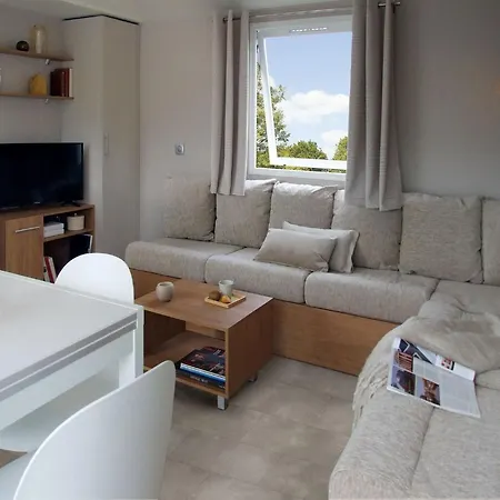 Luminosa 3 Chambres Vip דירה
